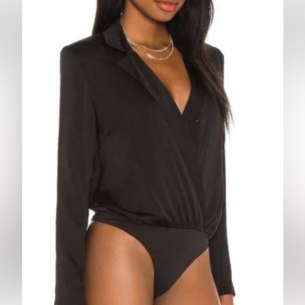 Elegant Black Women's Wrap Top 
Black bodysuit forever 21